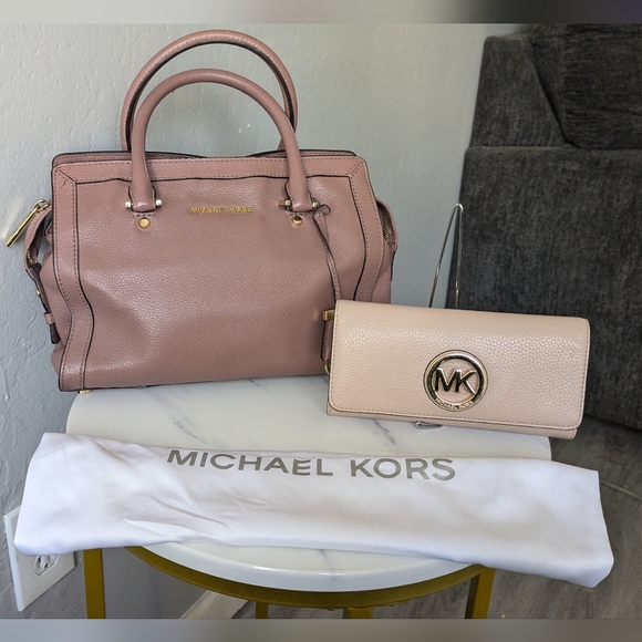 Michael Kors Collins Medium Satchel Handbag Dust pink ๐ Bag. - Picture 2 of 16